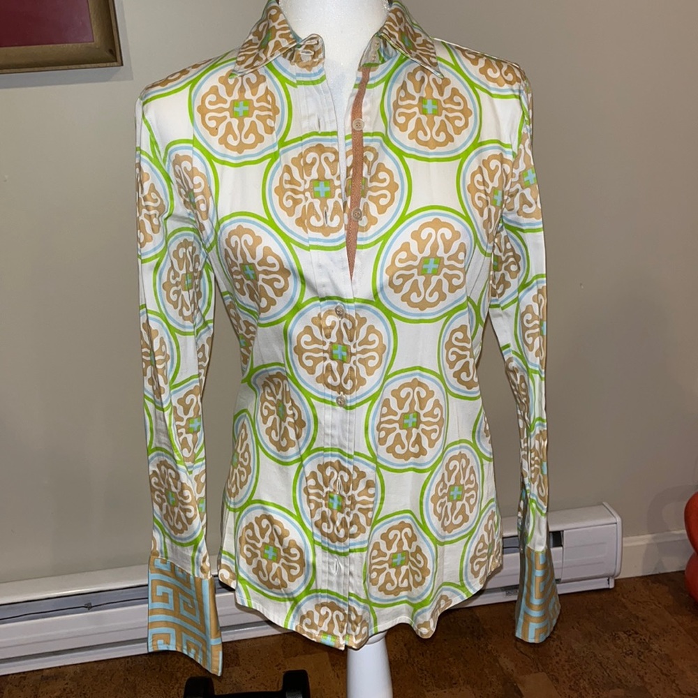 TIZZIE Shirt Boutique Size Small Cotton Lycra